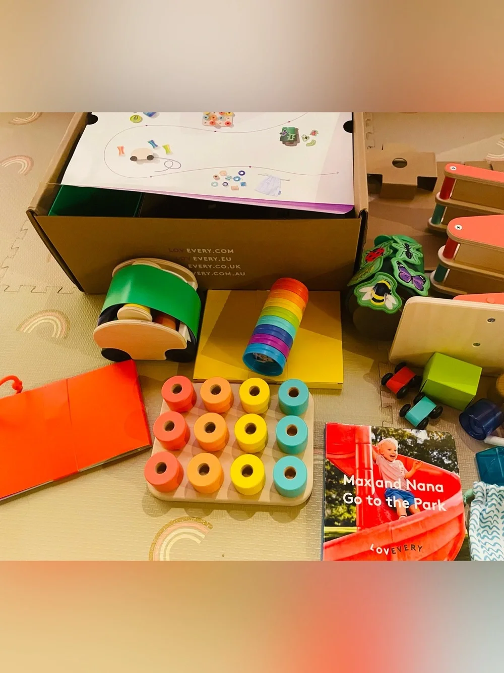 Lovevery The Adventurer play kit COMPLETE